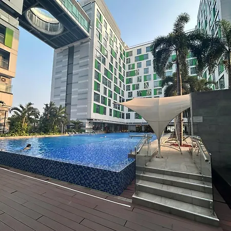 Republic Plaza Airpot Tan Son Nhat View San Bay